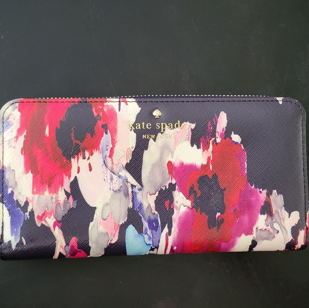Kate Spade Wallet large zip around